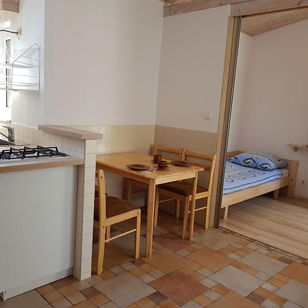 Pokoje I Apartamenty Przy Sosnowej Поддомбе Экстерьер фото